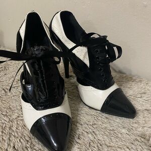 Elegant Two-Tone Women's Heels